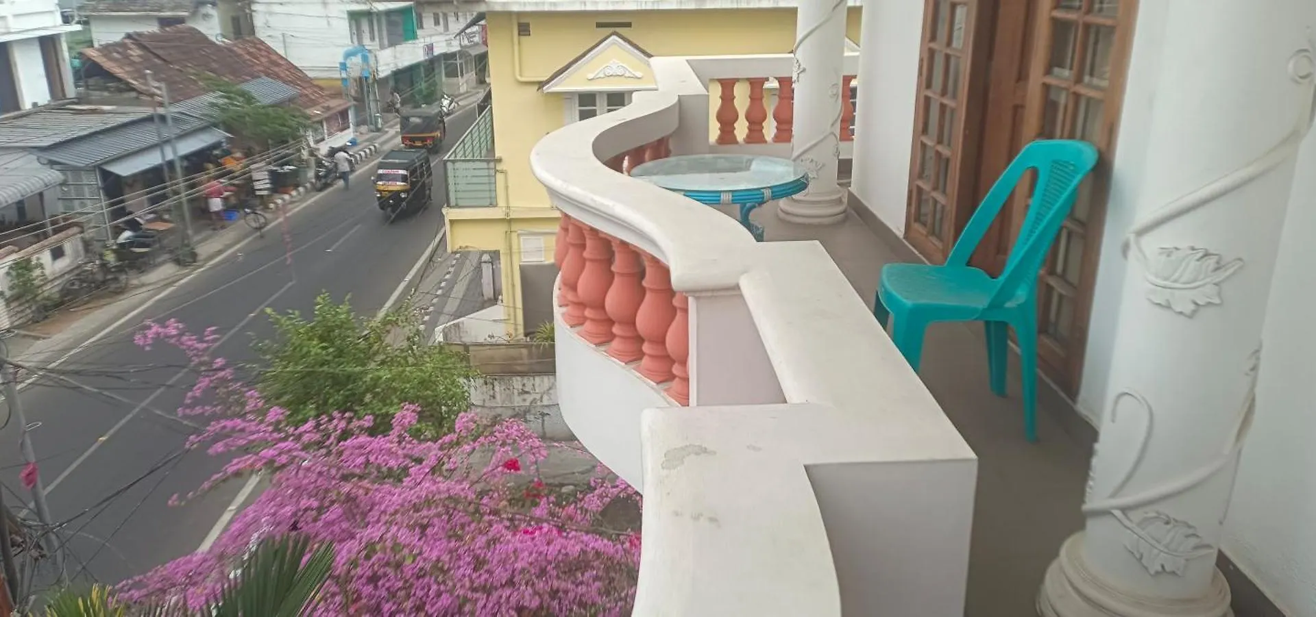 Hostel The Cave House Kochi 0*,